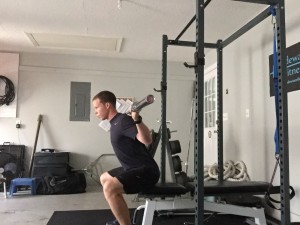 knee pain during squats and lunges